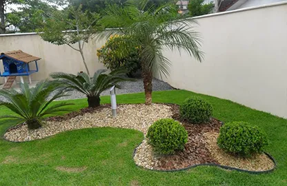 Manutenção de Jardim de Condomínios